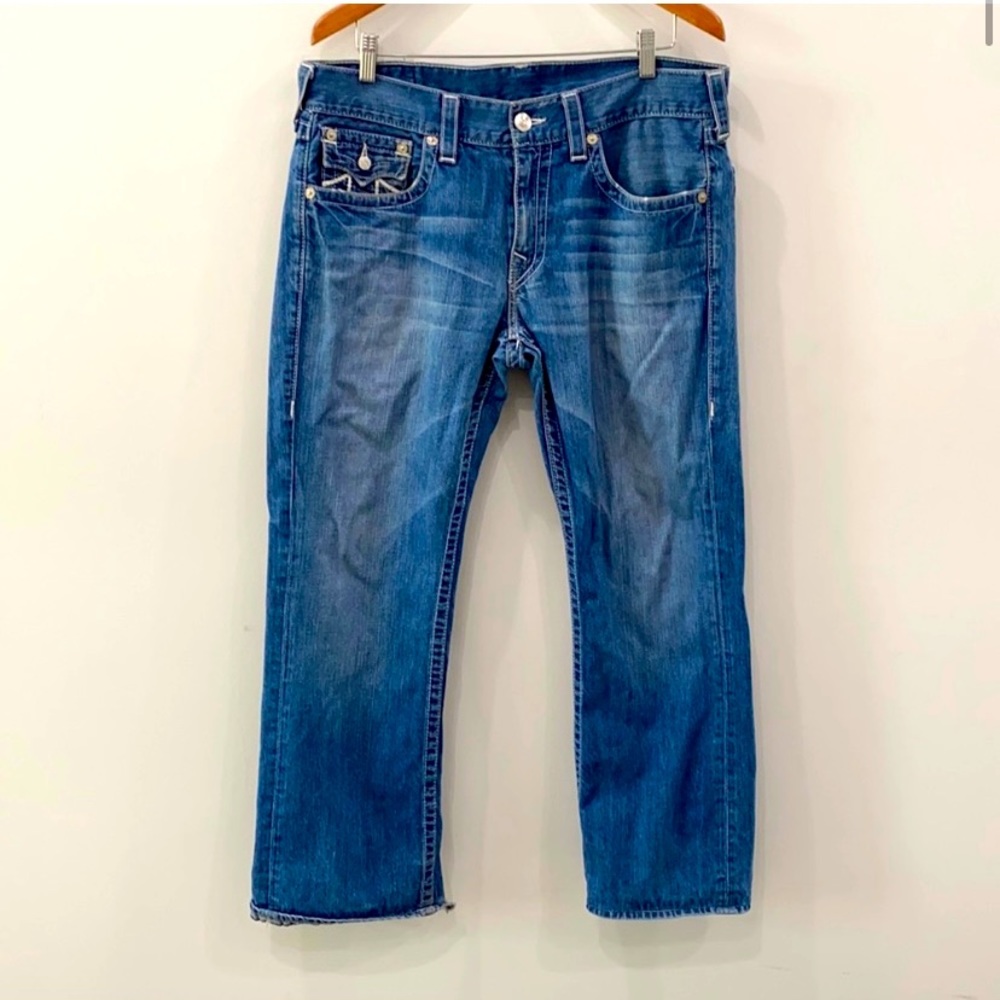 TRUE RELIGION JEANS 34x32